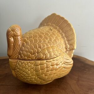 Turkey Shaped Brown Ceramic Dish or Cookie Jar